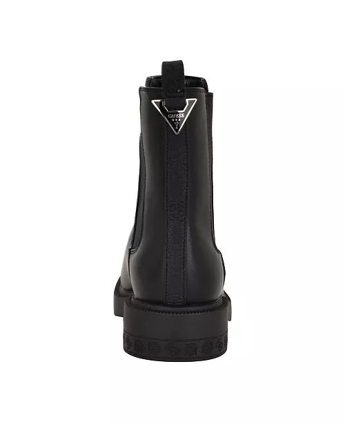 GUESS Fynli Chelsea Boots